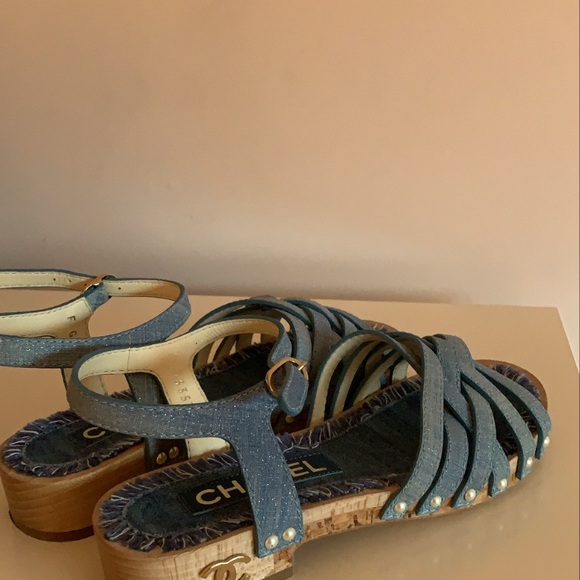 Chanel CC Denim Sandals (35) - Picture 6 of 7